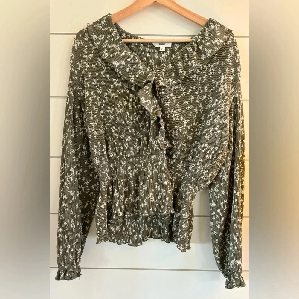 MINE Floral Top